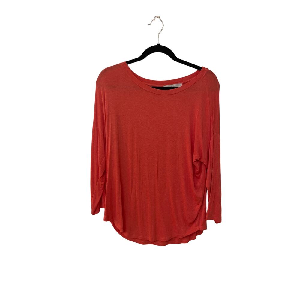 Women’s coral colored 3/4 length sleeved t-shirt size small